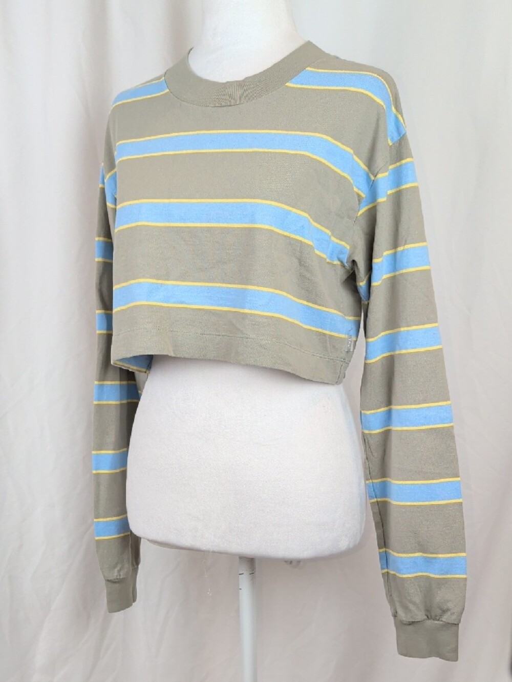 Tna Aritzia Sage Green Striped Cropped Long Sleeve Top S EUC